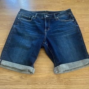 NWOT silver jean shorts